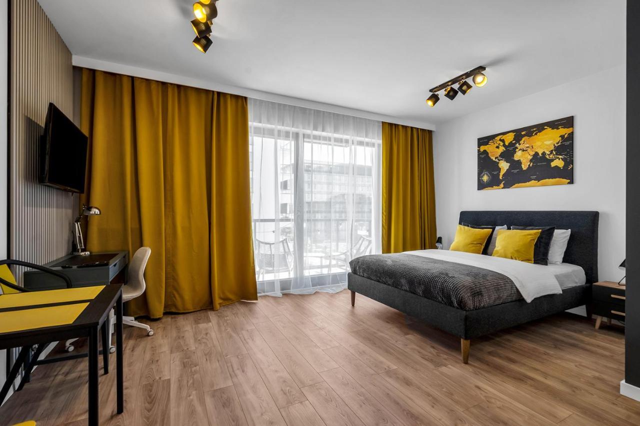 ורשה Lotnisko Chopina Modern Studio מראה חיצוני תמונה